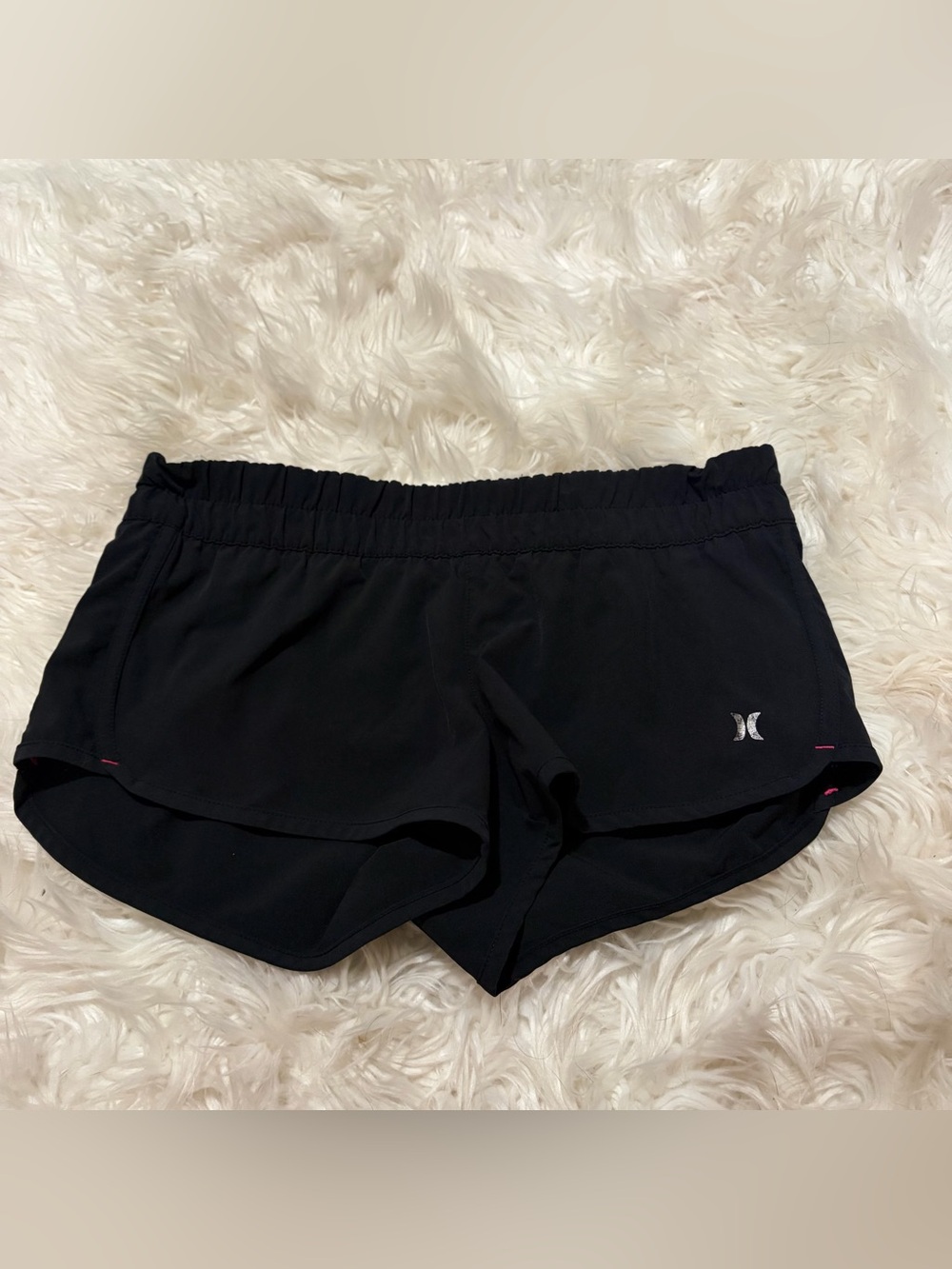 Hurley black active shorts size M